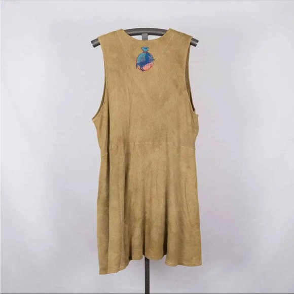 Not selling but hoping to find this tunic or something similar! - Picture 6 of 7